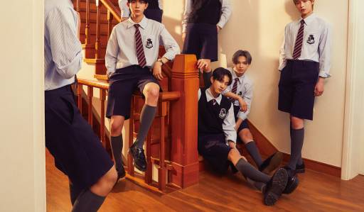 ENHYPEN JAPANESE 1ST SINGLE ALBUM 'BORDER : 儚い' - UNIVERSAL